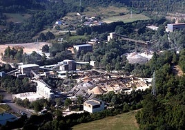 La cantera que explota Arcelor en el monte Naranco de Oviedo.
