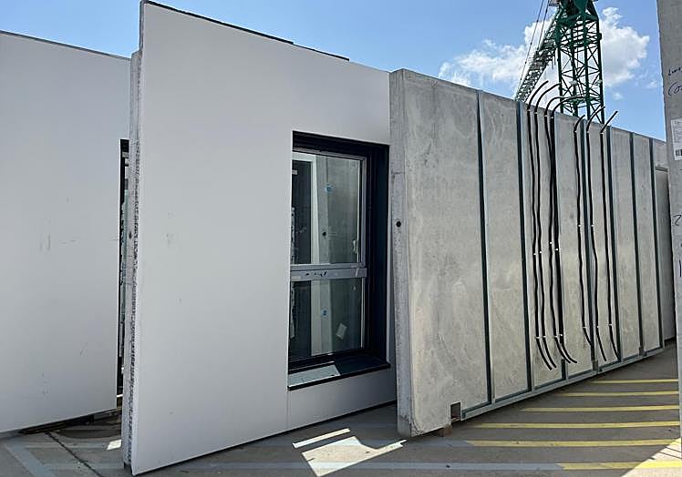 Módulos fabricados por el grupo Avintia en una factoría de Aranda de Duero y con los que se montará el edificio.