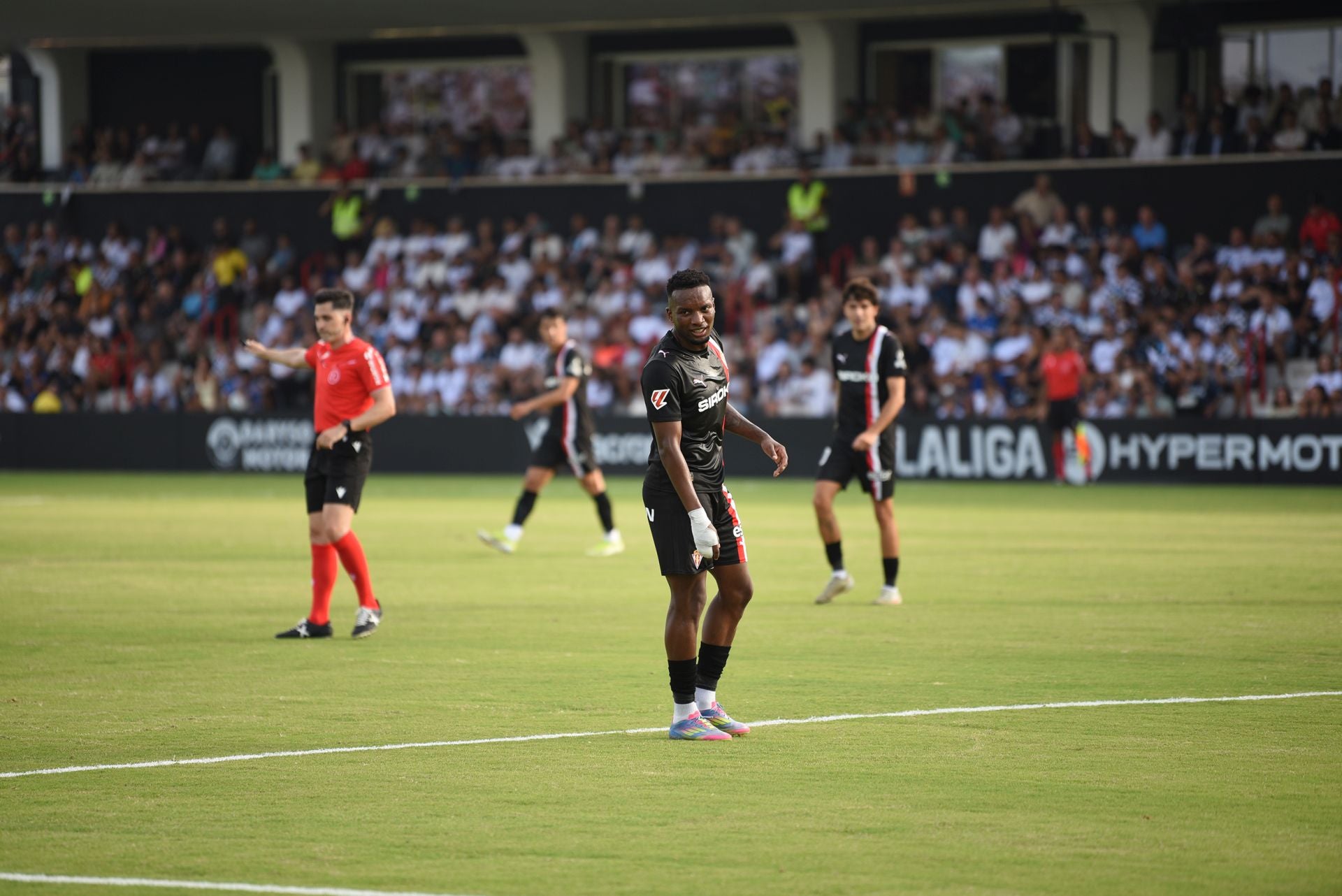 Fotos: Las mejores jugadas del A. D. Ceuta - Sporting de Gijón, en imágenes
