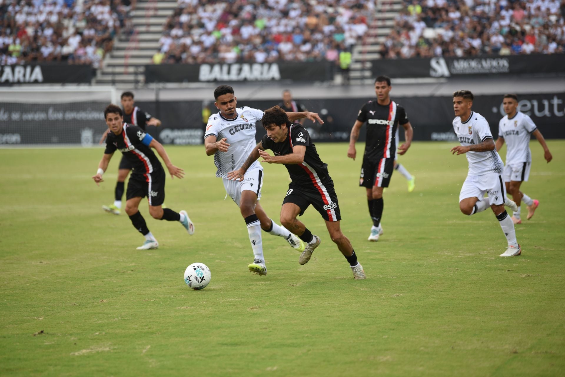 Fotos: Las mejores jugadas del A. D. Ceuta - Sporting de Gijón, en imágenes