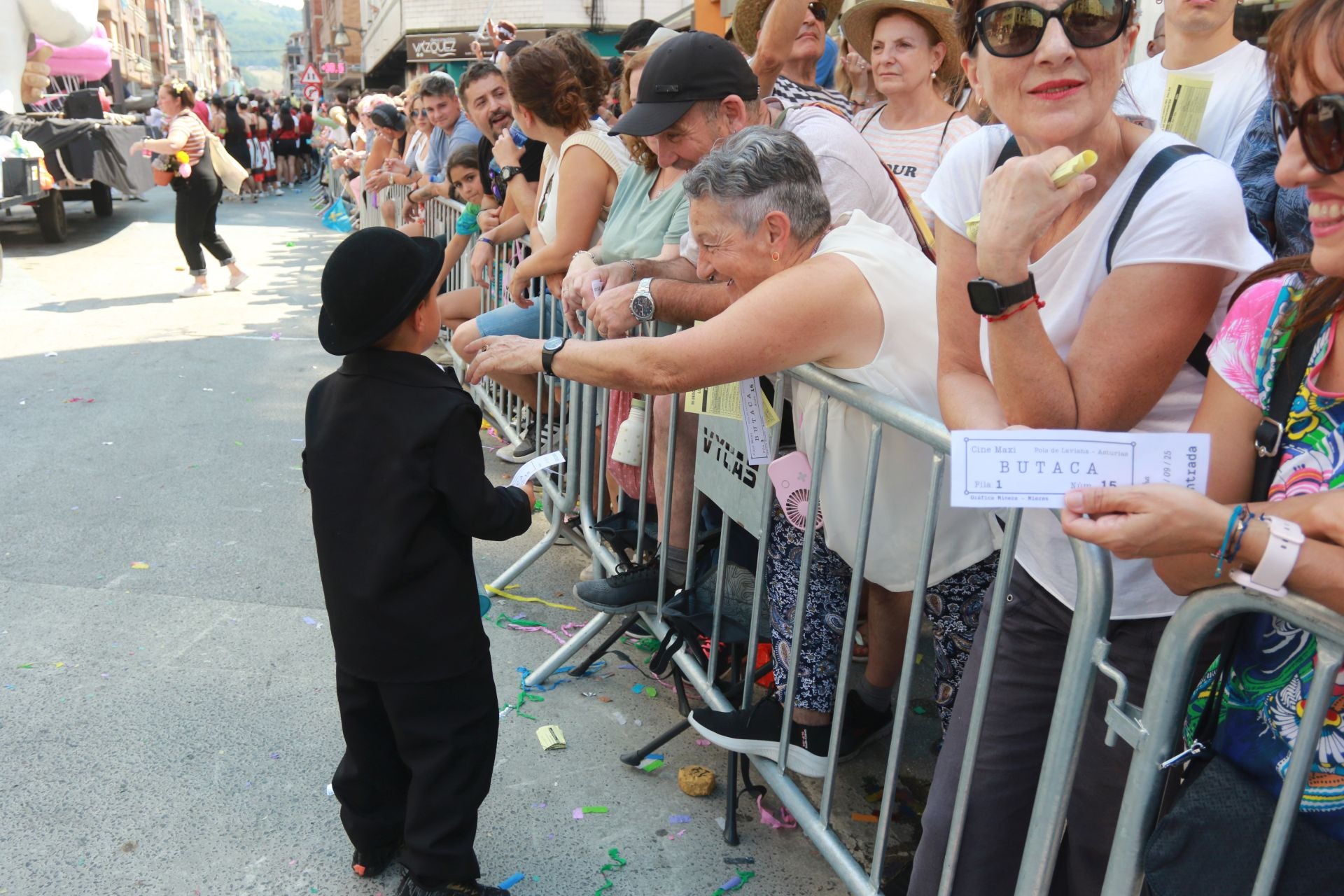 ¿Estuviste en el Descenso Folklórico del Nalón? ¡Búscate!
