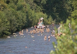 ¿Estuviste en el Descenso Folklórico del Nalón? ¡Búscate!