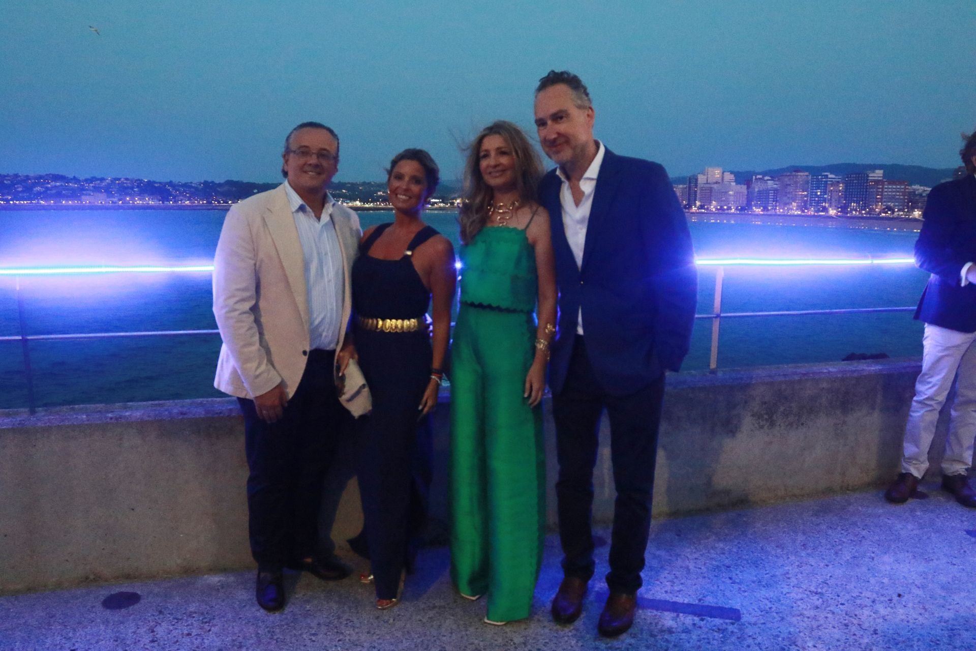 Fotos: Fiesta de la Piscina Sénior en el Club Astur de Regatas de Gijón