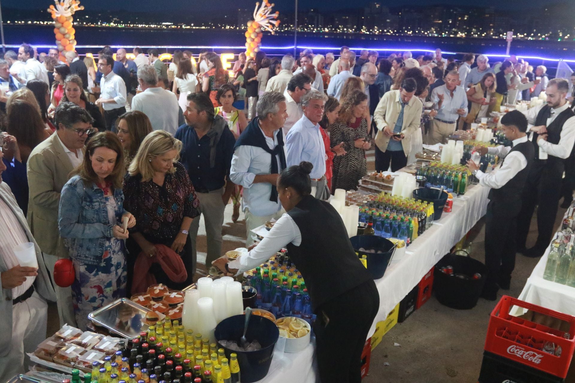 Fotos: Fiesta de la Piscina Sénior en el Club Astur de Regatas de Gijón