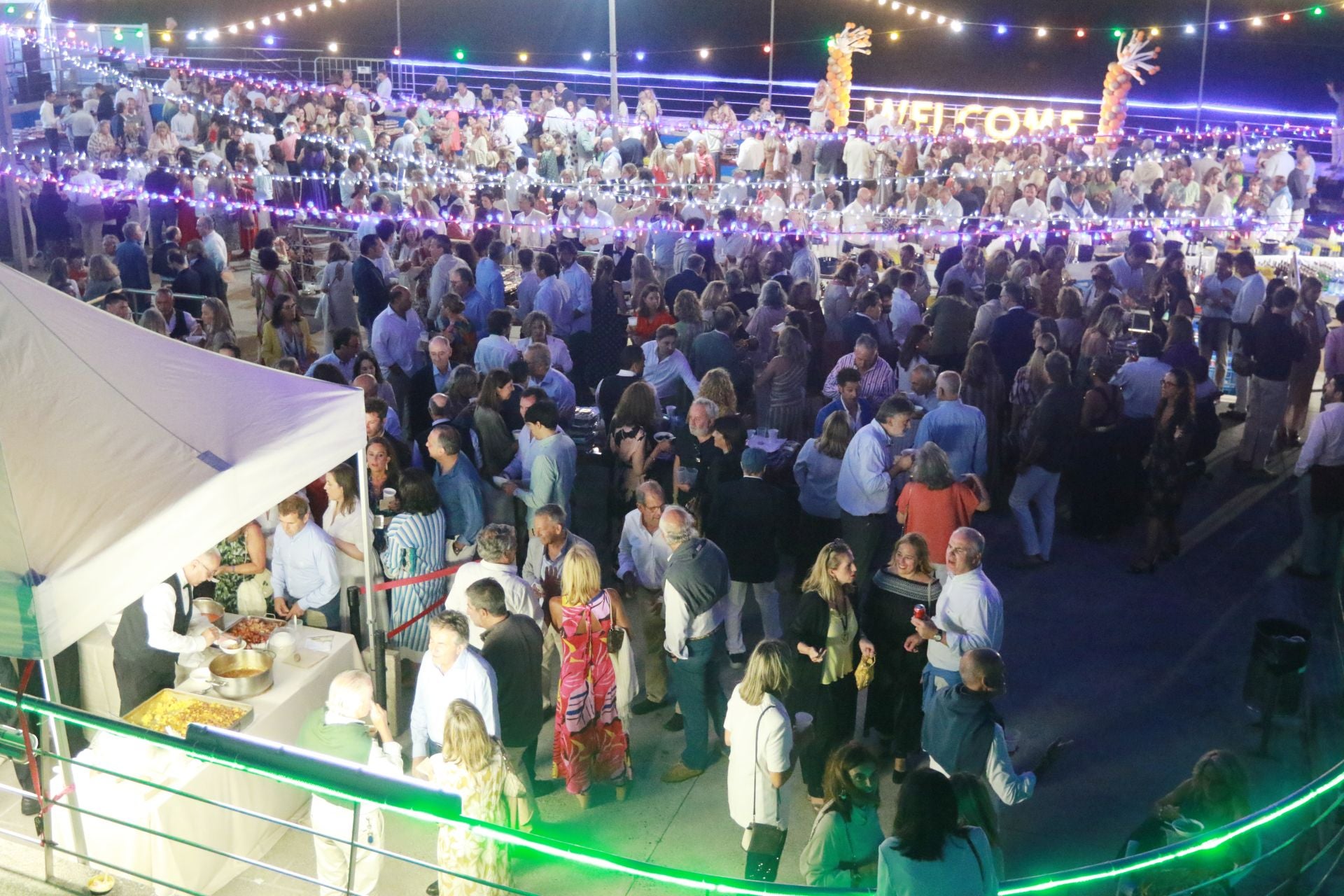 Fotos: Fiesta de la Piscina Sénior en el Club Astur de Regatas de Gijón