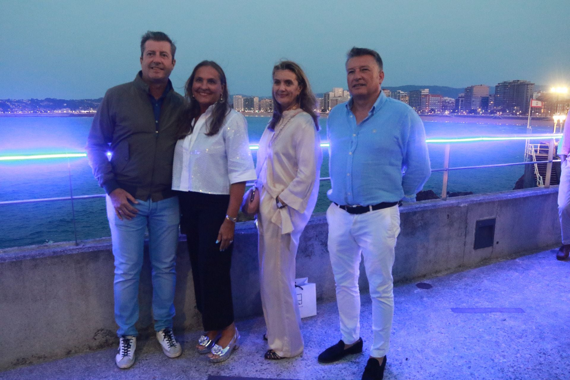 Fotos: Fiesta de la Piscina Sénior en el Club Astur de Regatas de Gijón