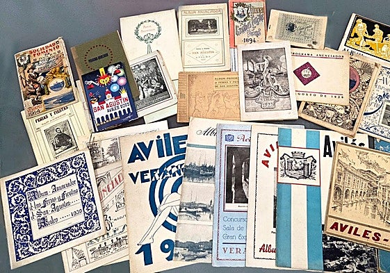 Parte de la colección de programas festivos que ha ido recopilando Benjamín Lebrato.