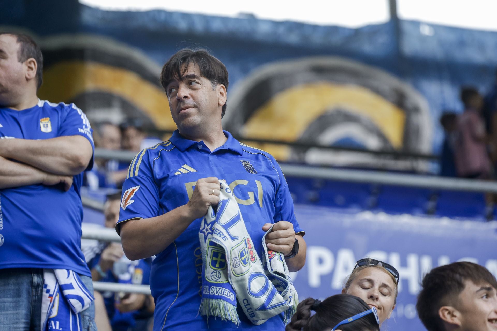 ¿Estuviste en el Real Oviedo - Real Madrid? ¡Búscate!