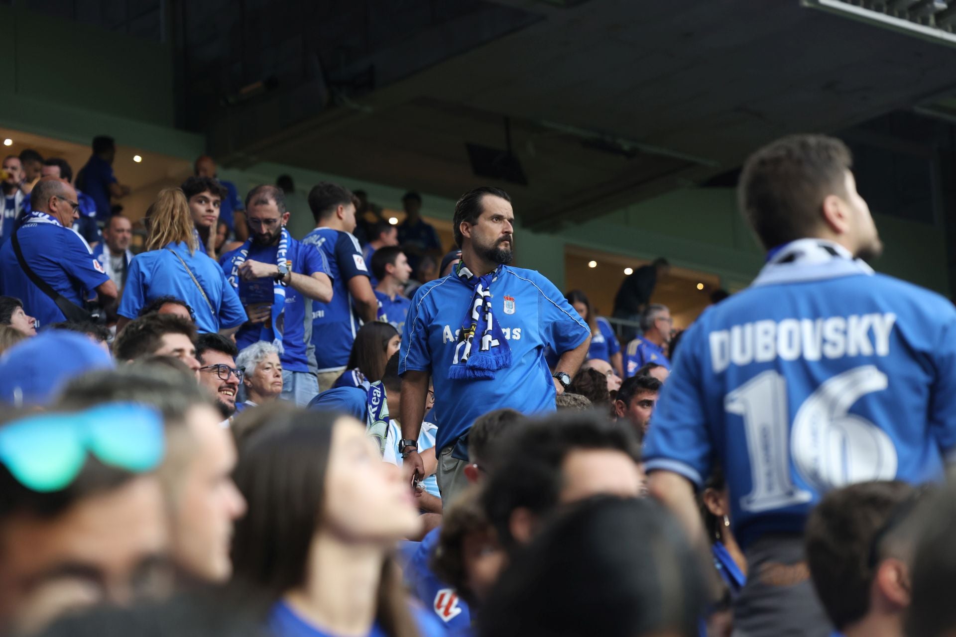 ¿Estuviste en el Real Oviedo - Real Madrid? ¡Búscate!