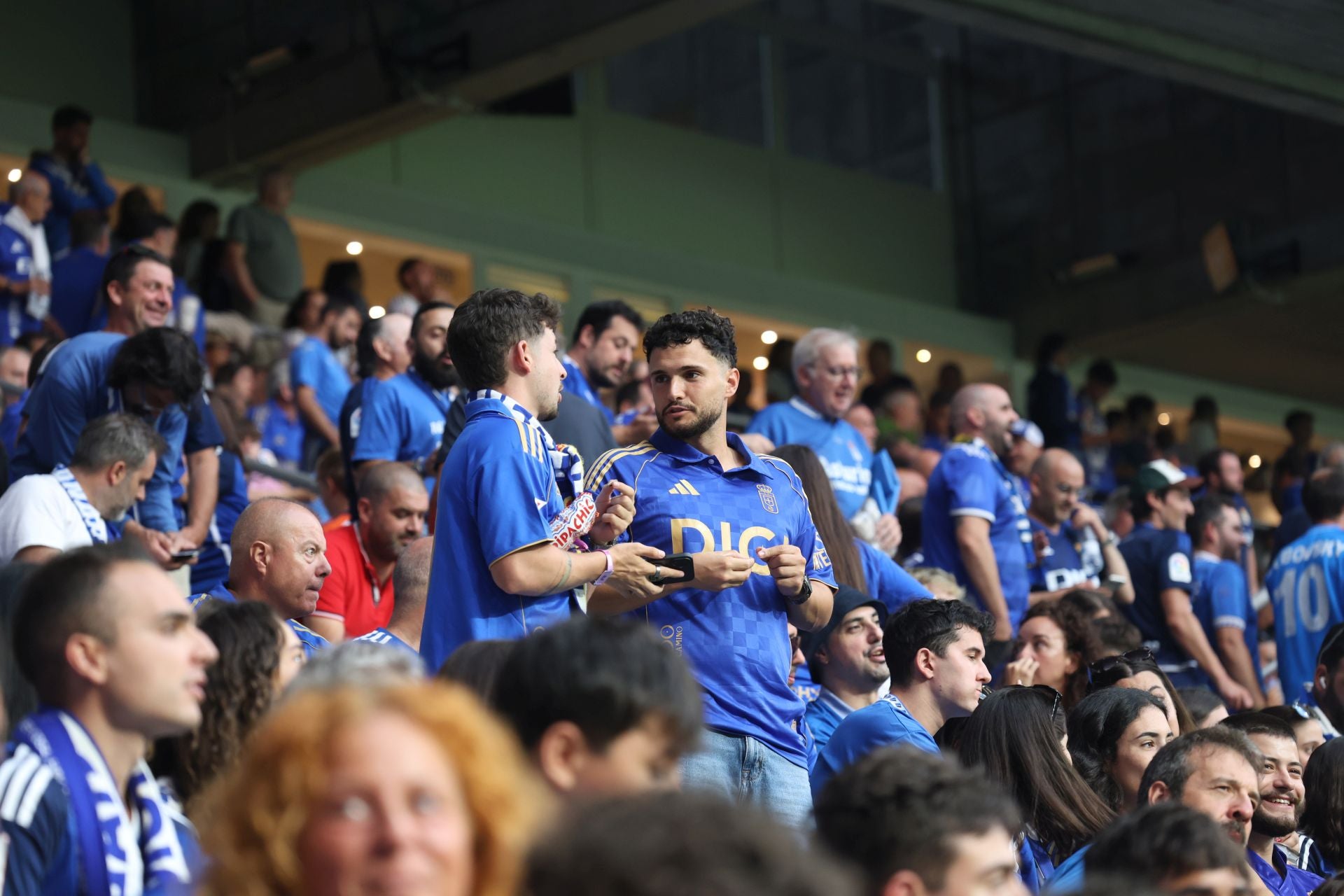 ¿Estuviste en el Real Oviedo - Real Madrid? ¡Búscate!