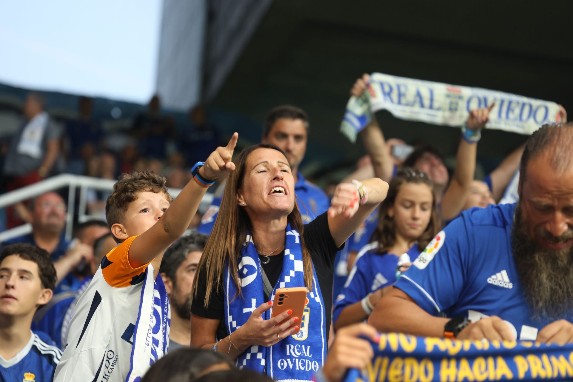 ¿Estuviste en el Real Oviedo - Real Madrid? ¡Búscate!