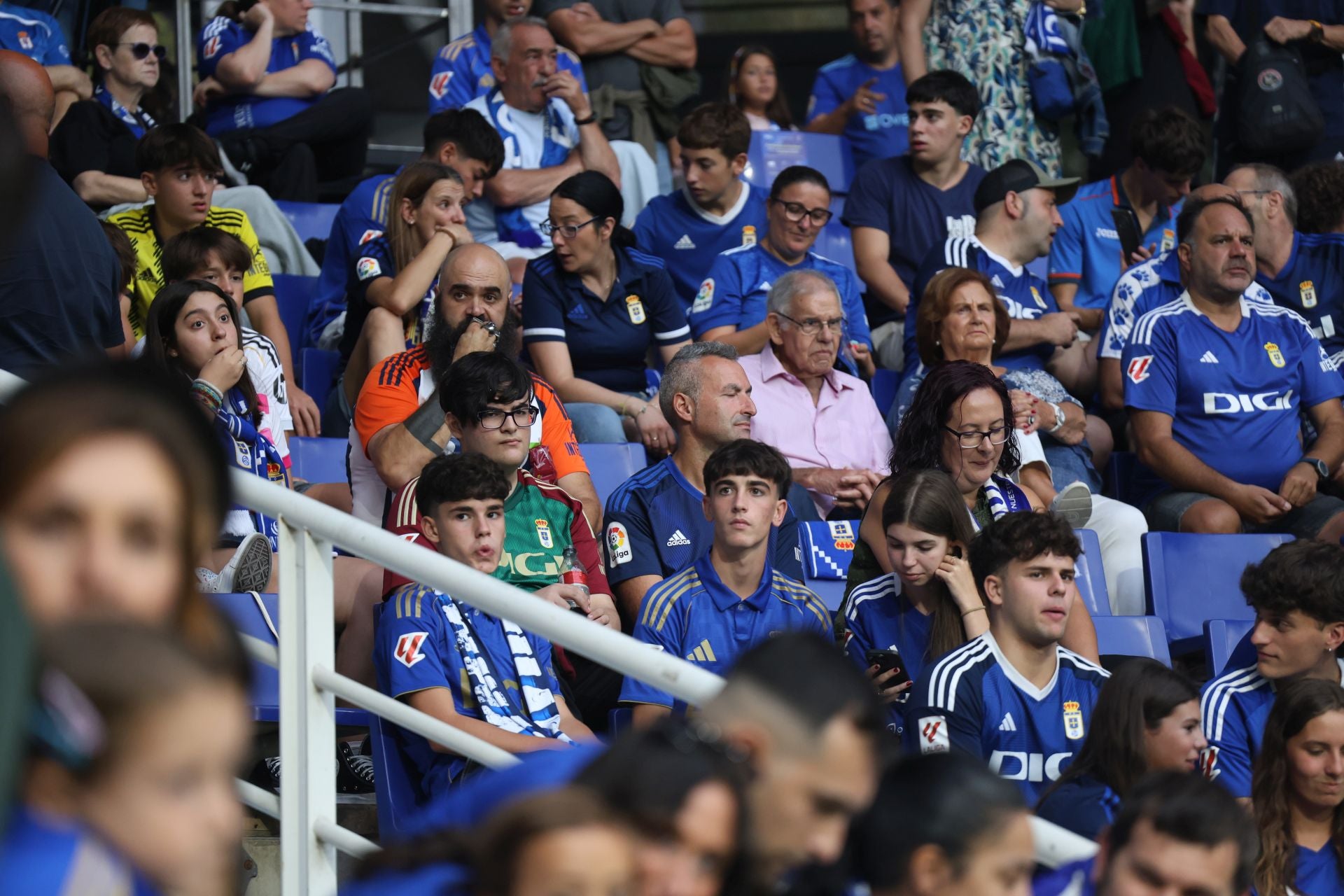 ¿Estuviste en el Real Oviedo - Real Madrid? ¡Búscate!