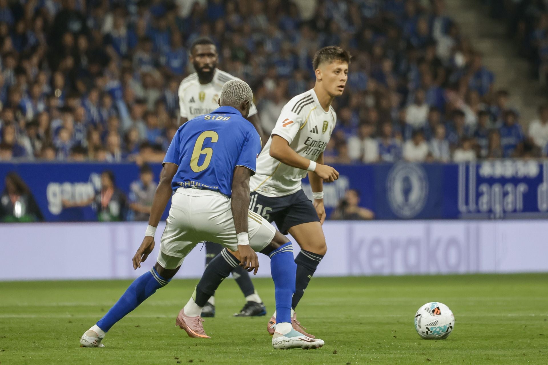 Las mejores jugadas del Real Oviedo - Real Madrid en imágenes