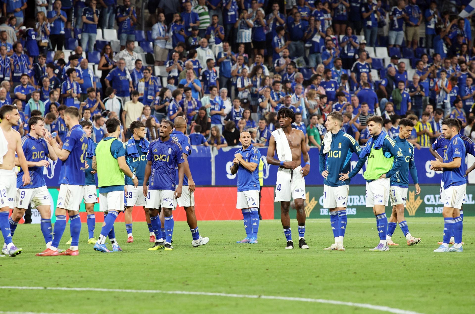 Las mejores jugadas del Real Oviedo - Real Madrid en imágenes