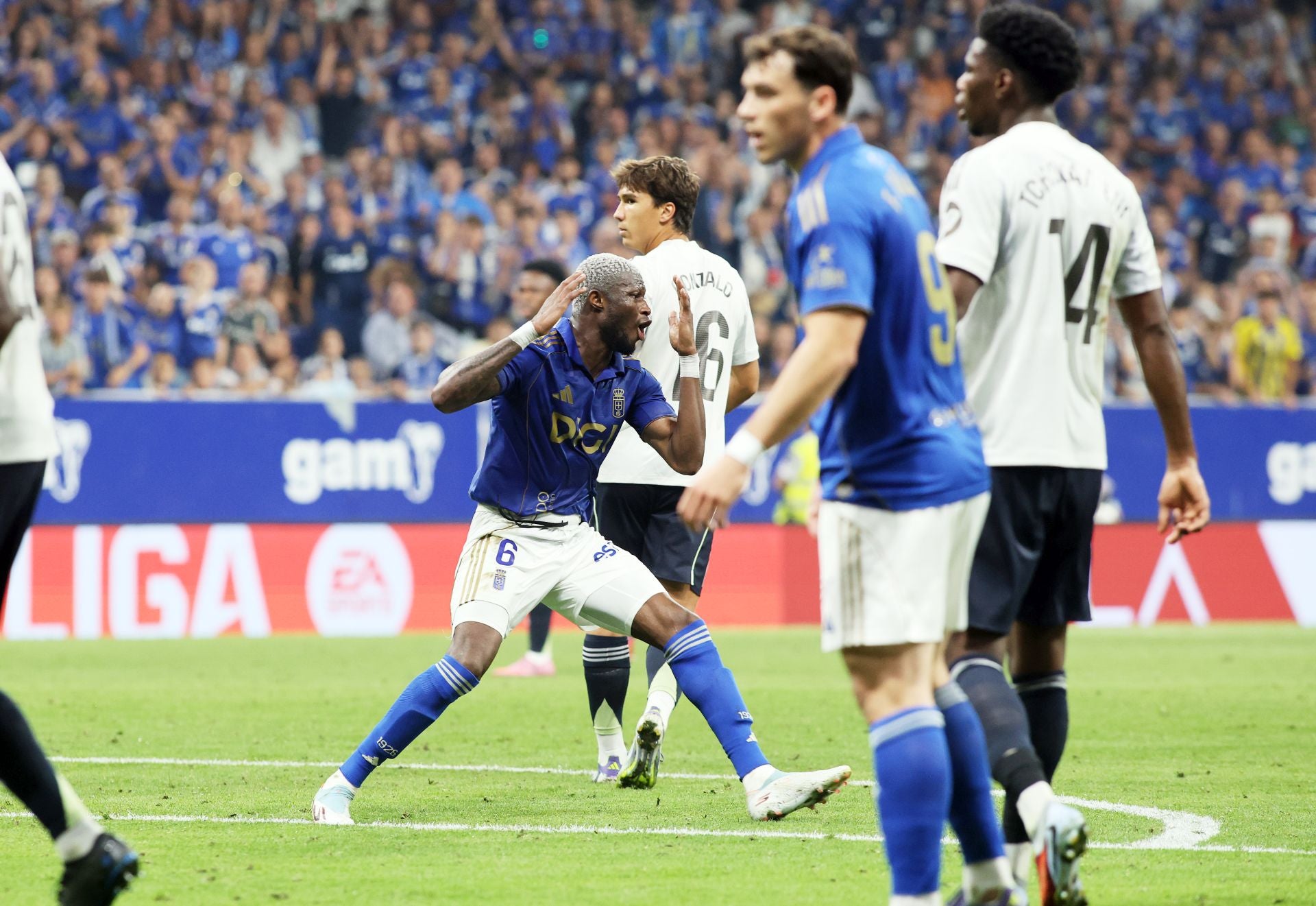 Las mejores jugadas del Real Oviedo - Real Madrid en imágenes