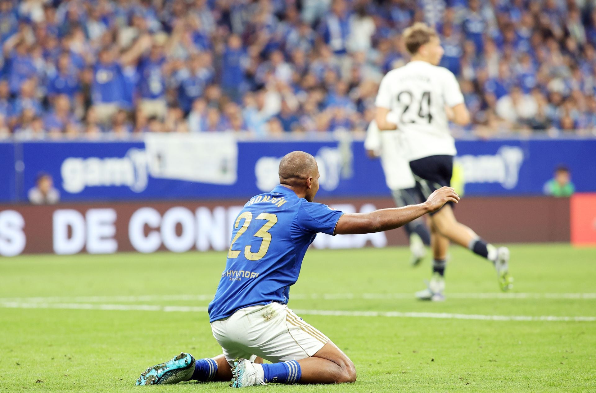 Las mejores jugadas del Real Oviedo - Real Madrid en imágenes