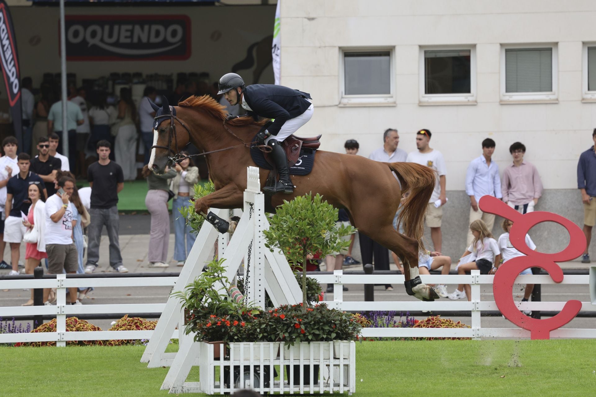 Las fotos que deja el primer día del Hípico en Gijón