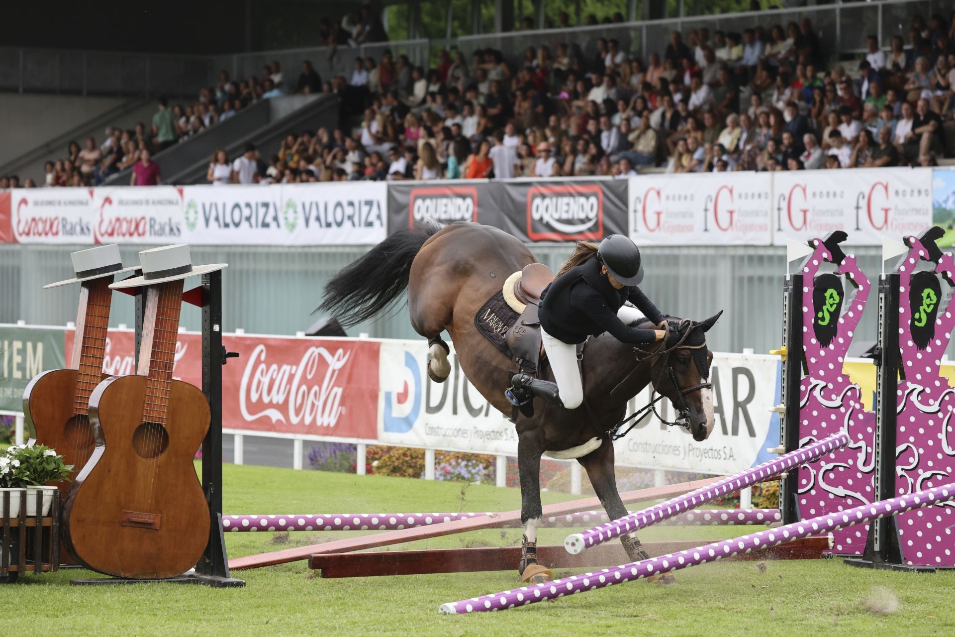 Las fotos que deja el primer día del Hípico en Gijón