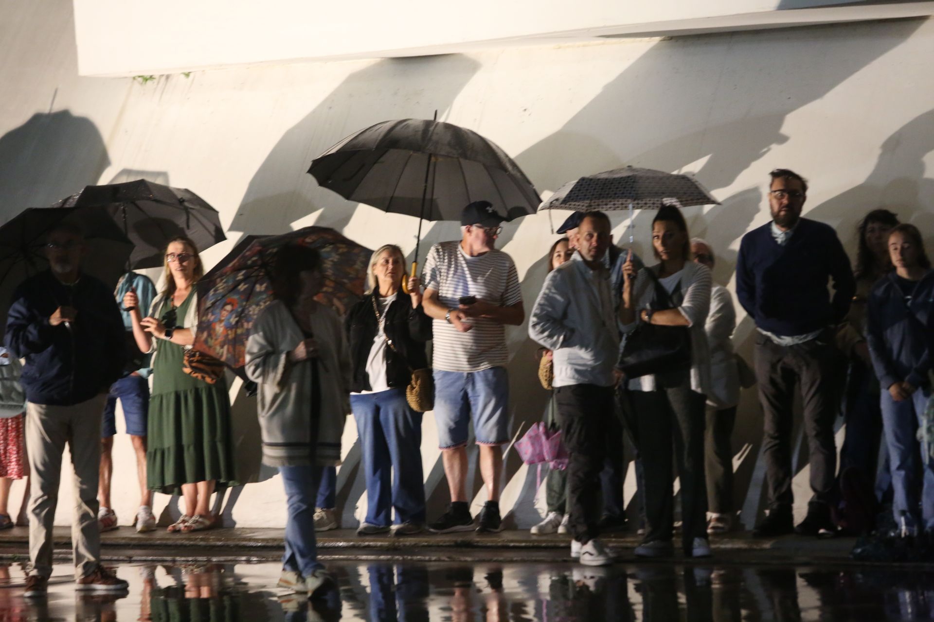 La recompensa de una larga espera: las mejores fotos del concierto de Carlos Baute en Avilés