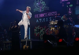 Carlos Baute actúa en el Niemeyer de Avilés.