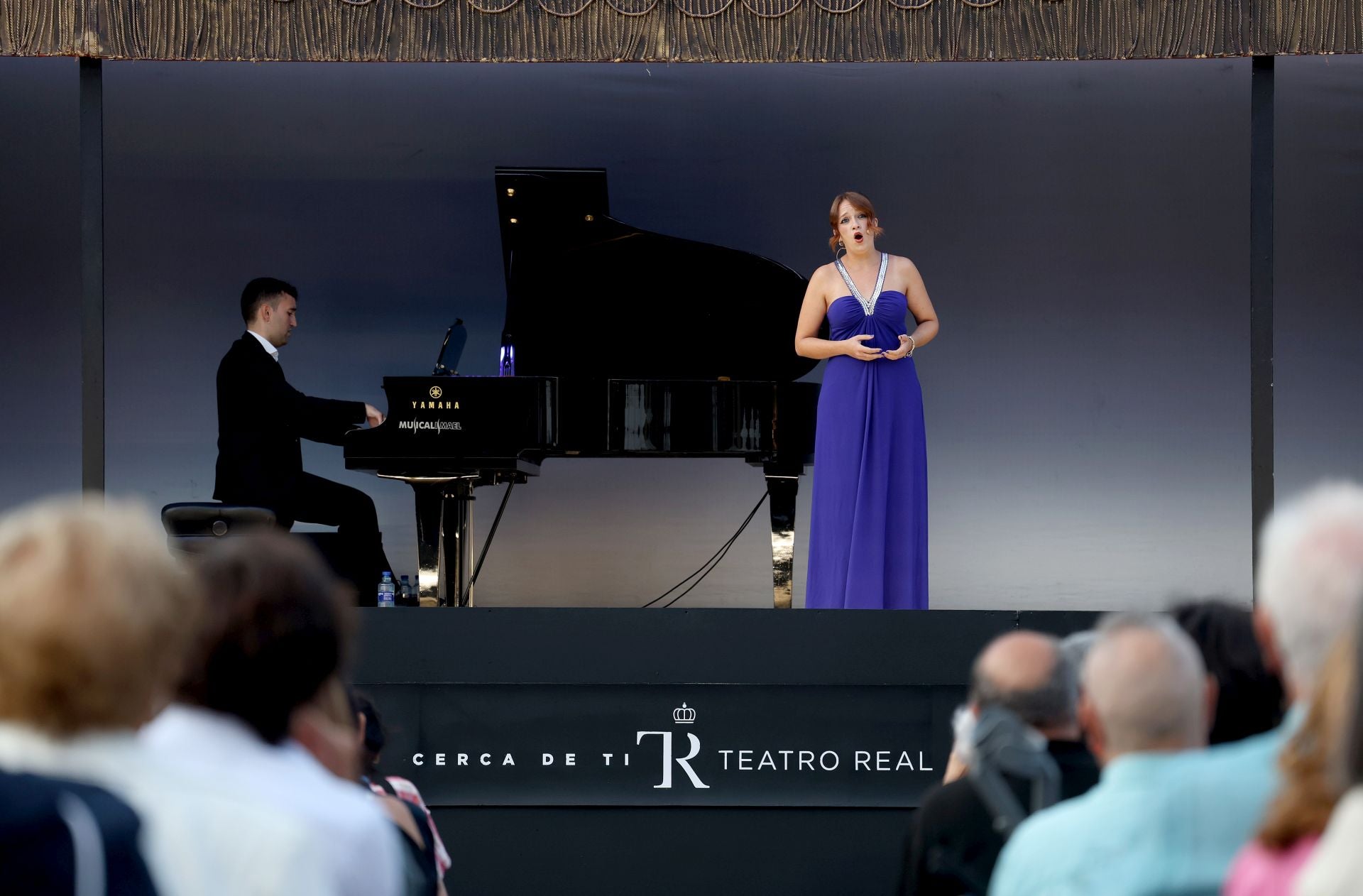 La Carroza del Teatro Real arrasa en Avilés