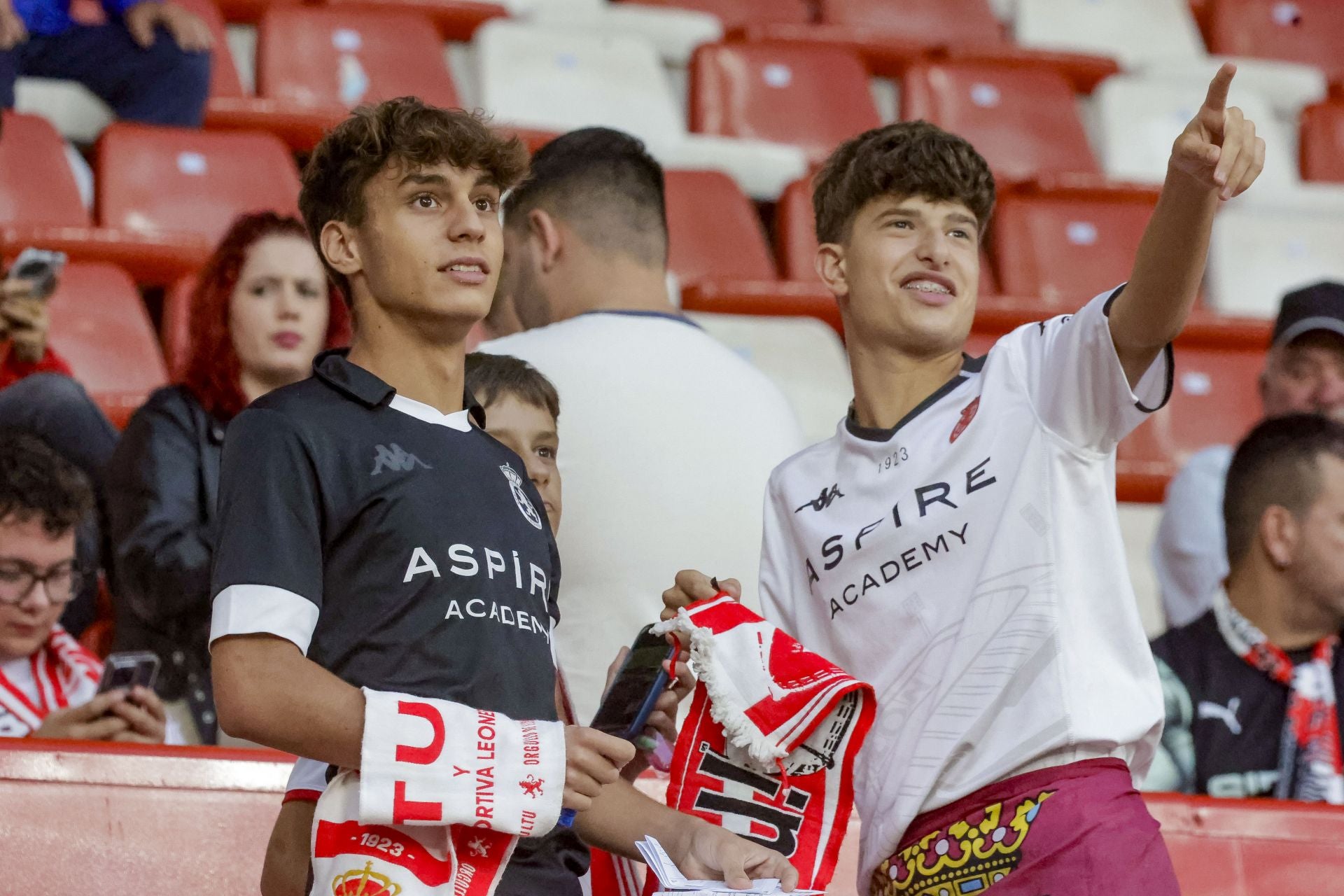 ¿Estuviste en el Sporting de Gijón - Cultural Leonesa? ¡Búscate!