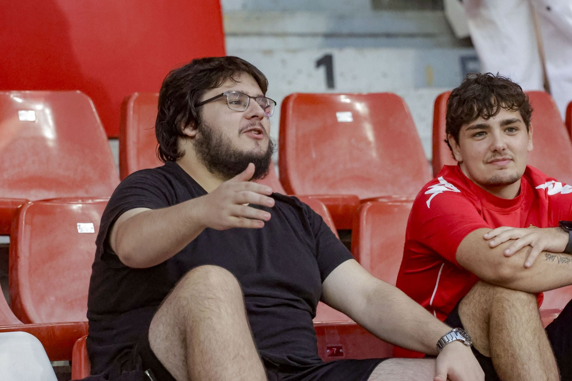 ¿Estuviste en el Sporting de Gijón - Cultural Leonesa? ¡Búscate!