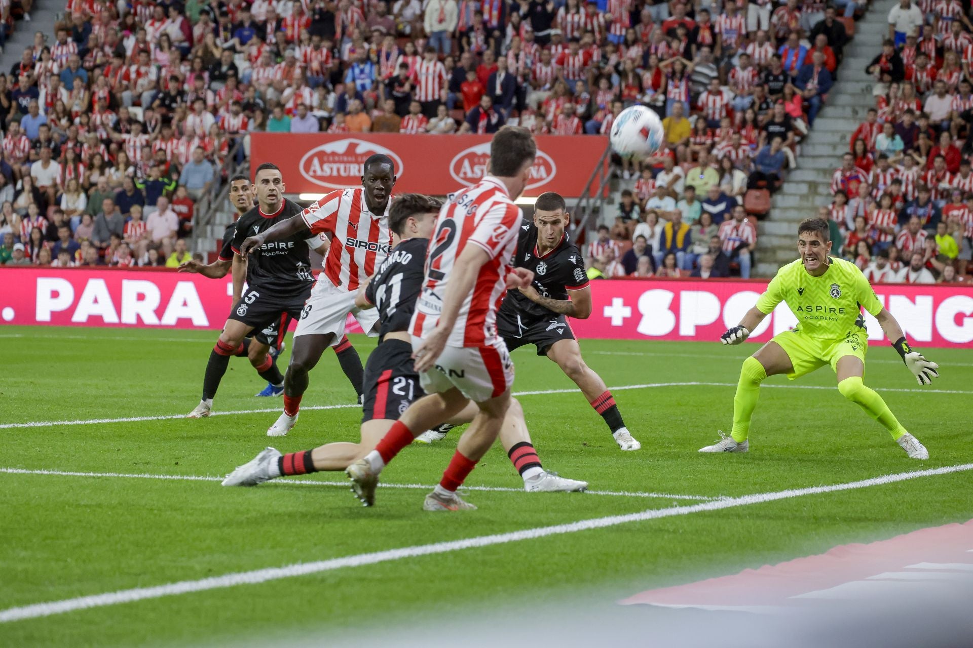 Las mejores jugadas del Sporting - Cultural en imágenes