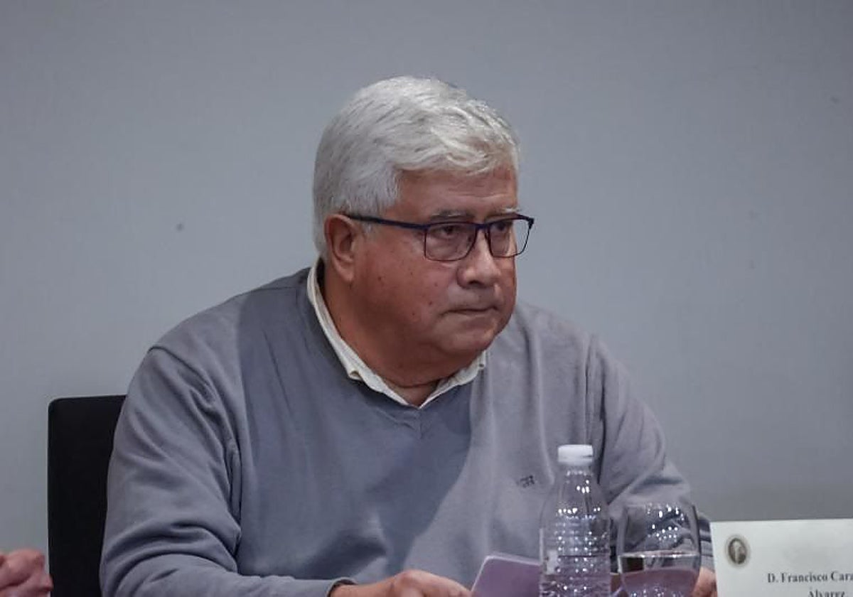 Francisco Carantoña Álvarez, en un homenaje a su padre.