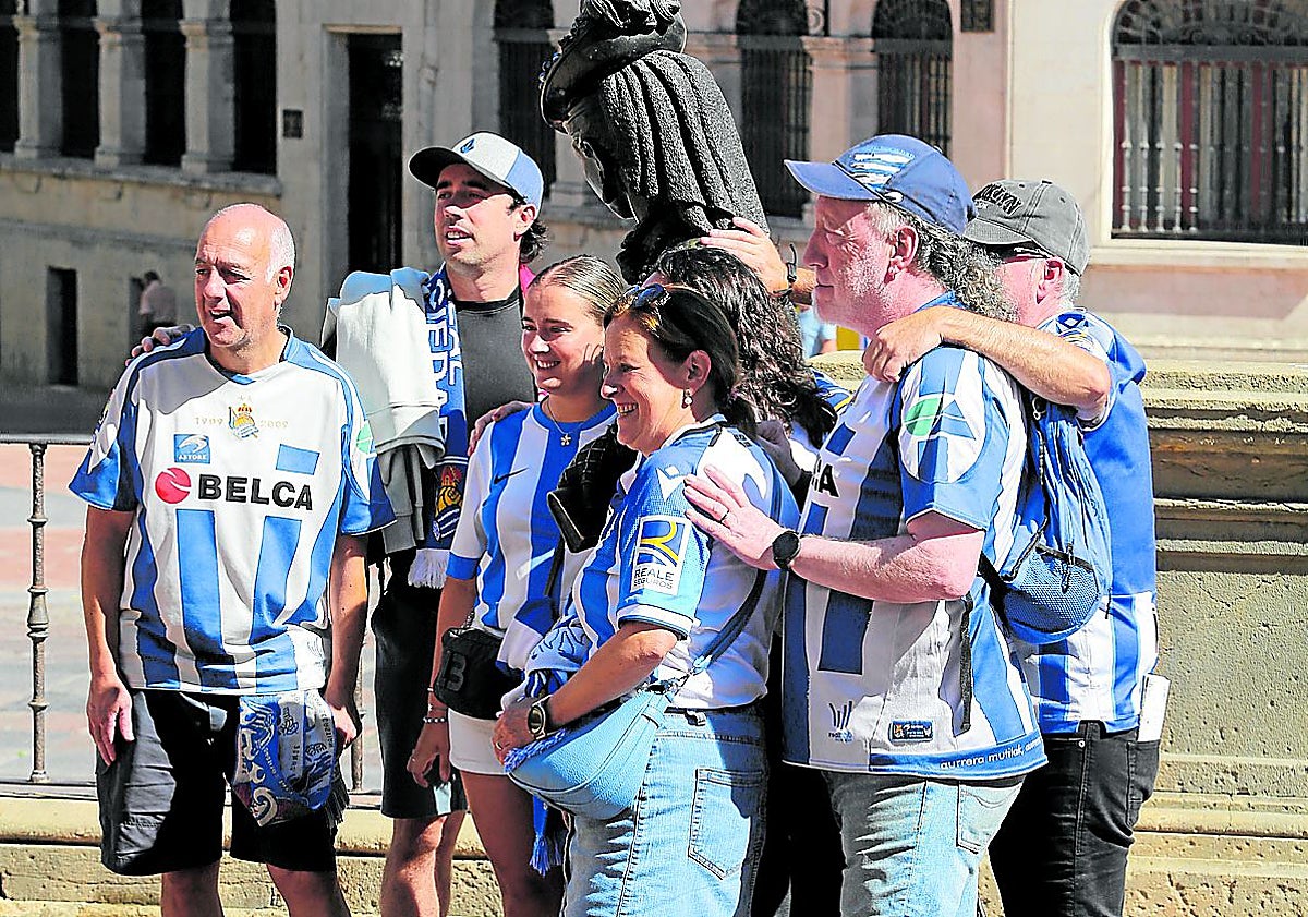 Imagen principal - «Oviedo ha reforzado este verano su condición de destino de referencia para los turistas»