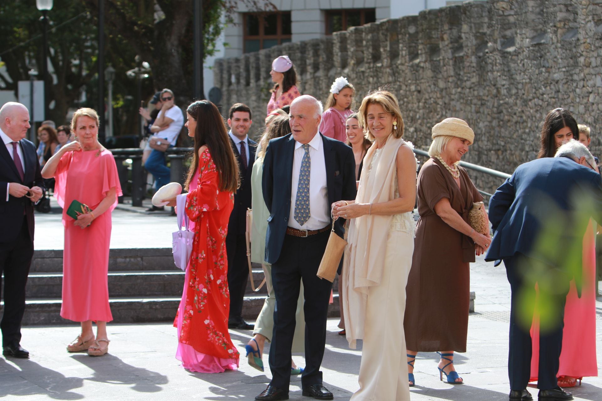 Los invitados a la boda en Gijón de Corín Castro y Javier Barreiro