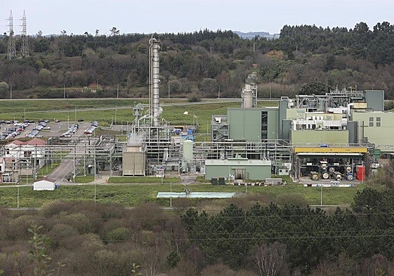 Instalaciones de DuPont, en el valle de Tamón.