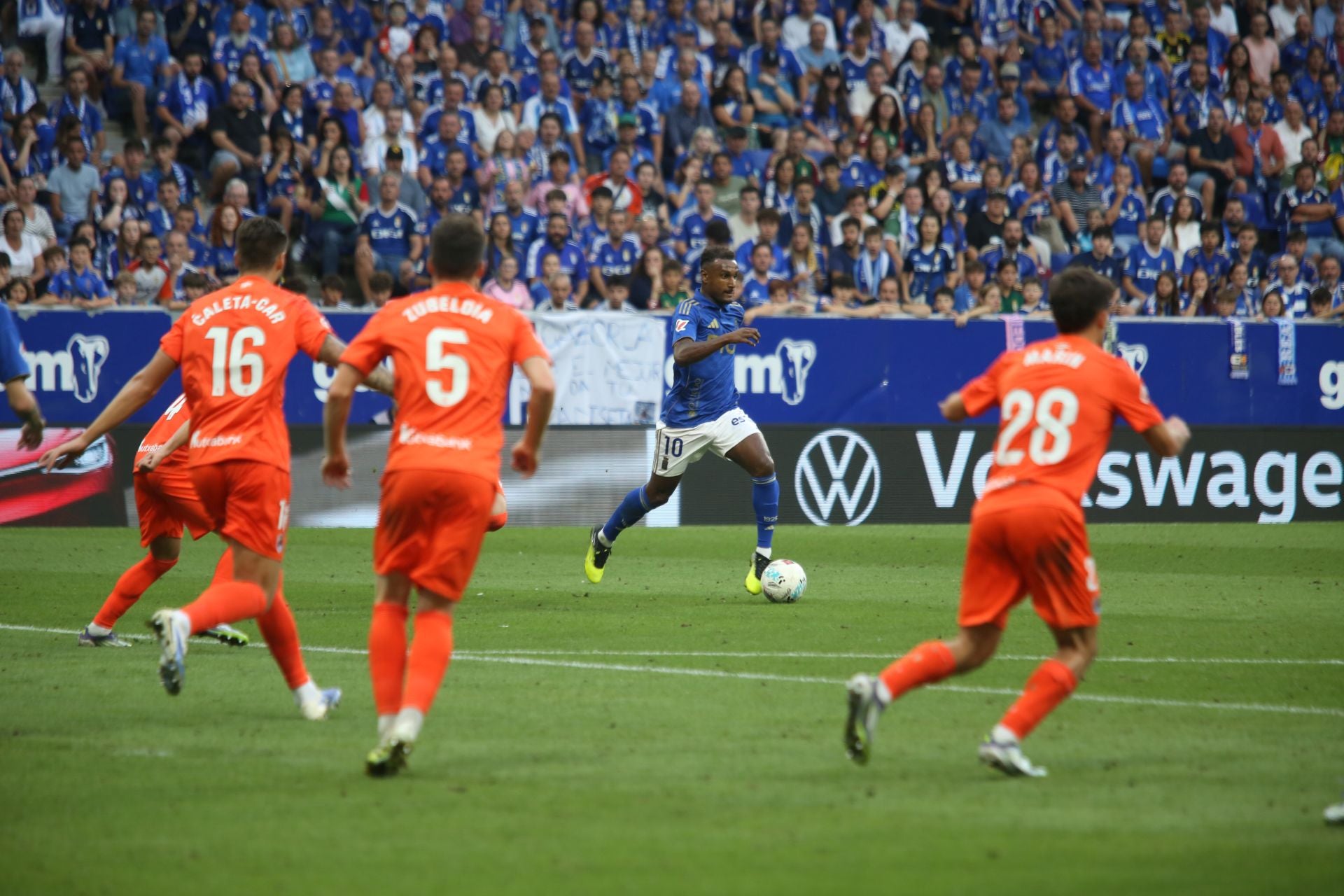 Las mejores jugadas del Real Oviedo - Real Sociedad en imágenes