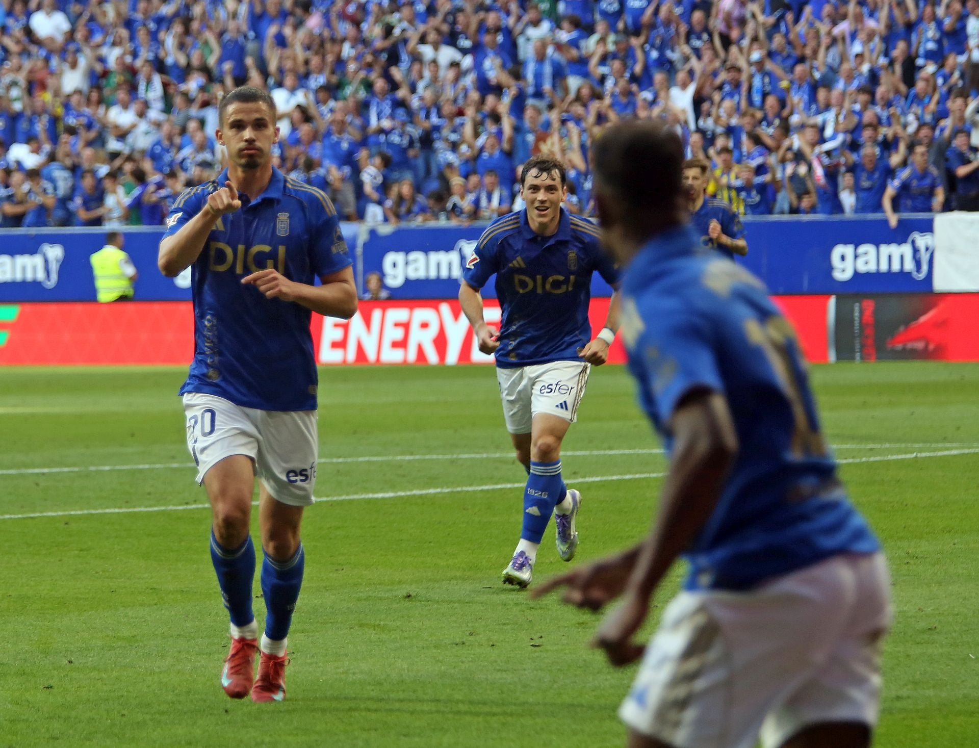 Las mejores jugadas del Real Oviedo - Real Sociedad en imágenes