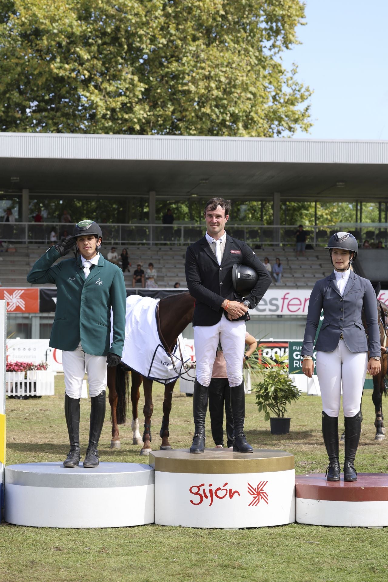 Llenazo en el hípico este domingo