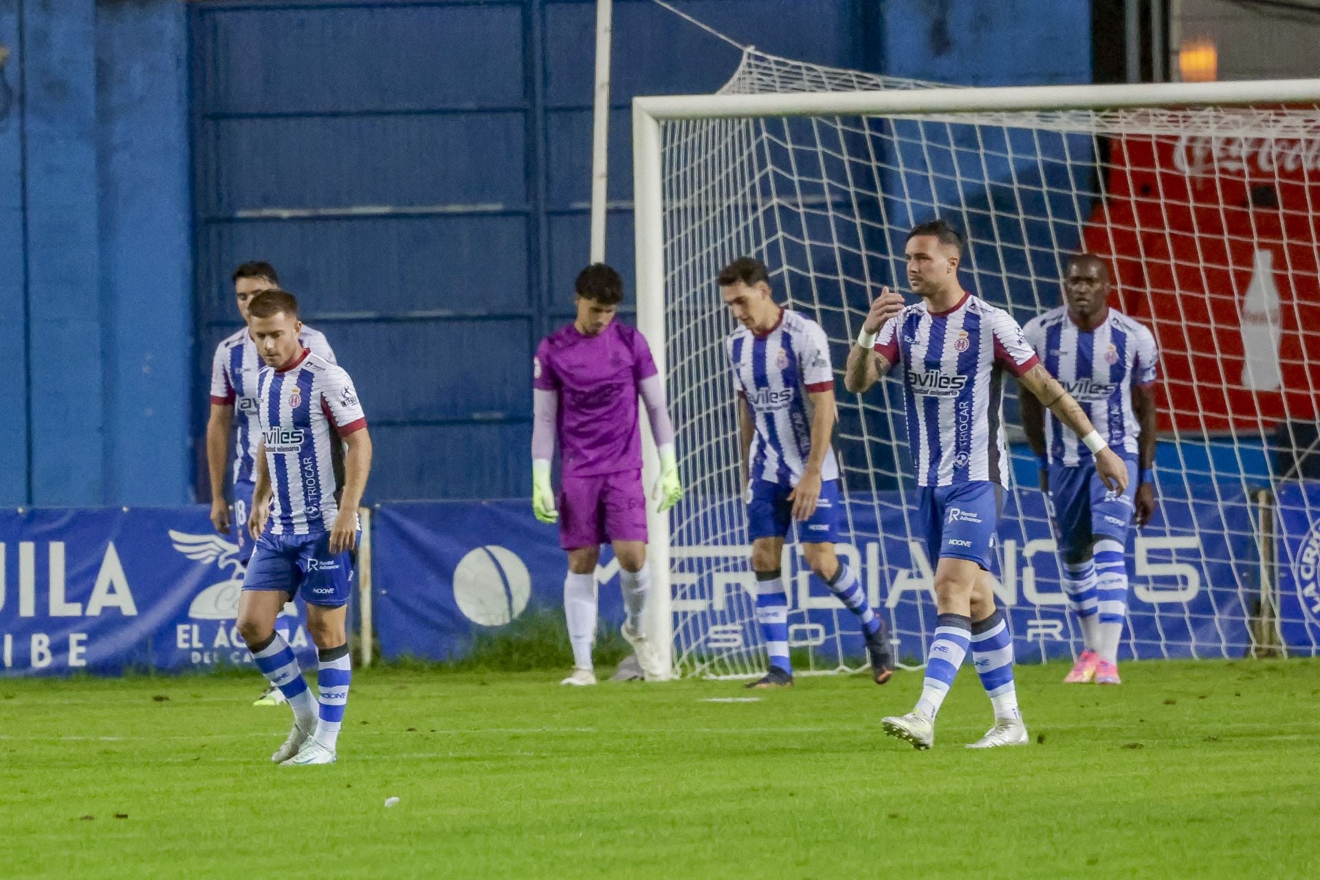 Las mejores jugadas del Real Avilés - Ponferradina en imágenes