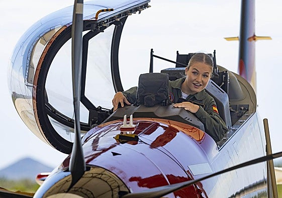 La princesa Leonor de España inicia en Academia del Aire último año de formación militar.