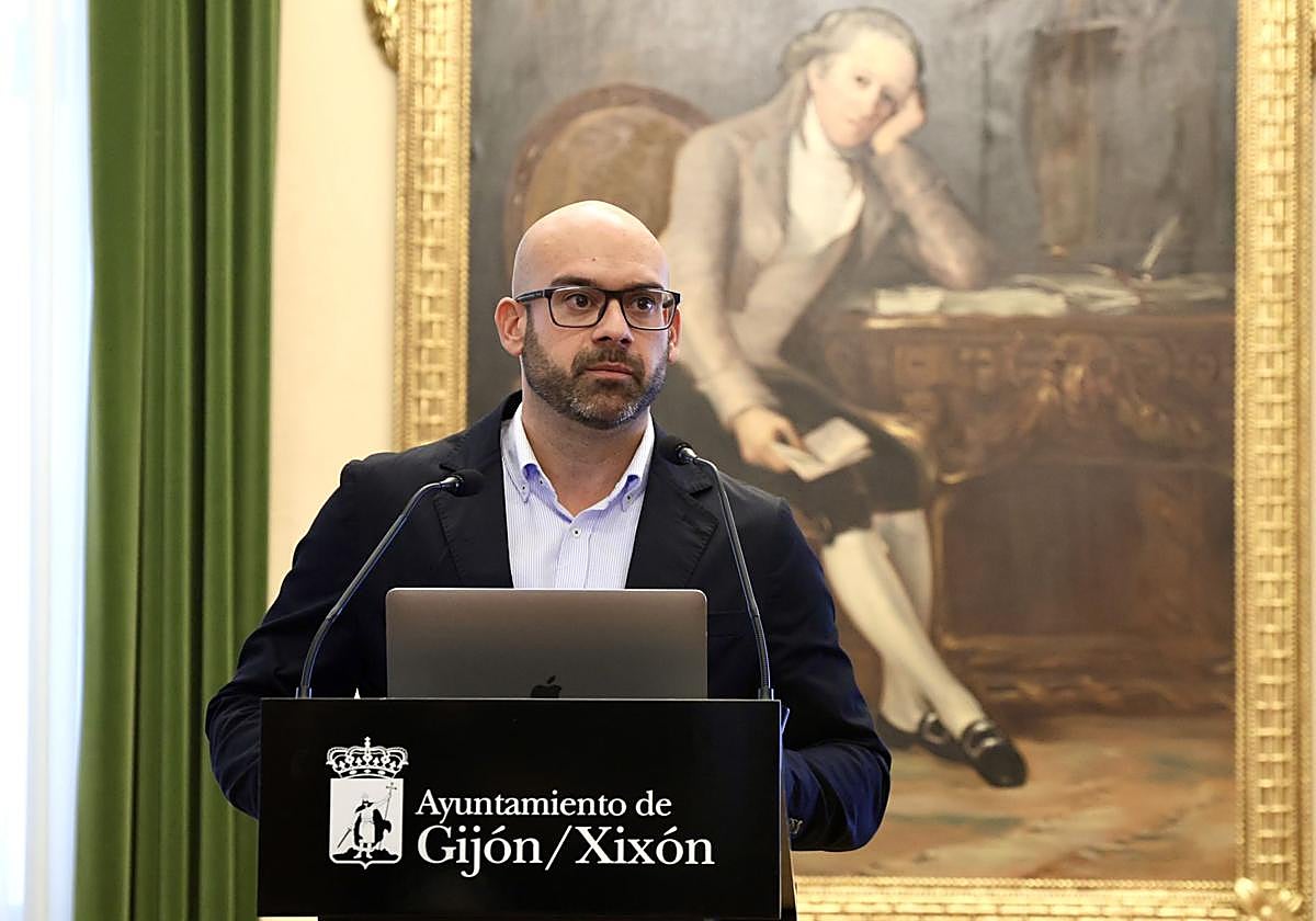 Jesús Martínez Salvador, en la sala de prensa municipal.