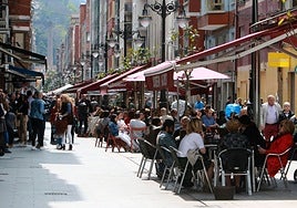 Ambiente en las calles de Mieres