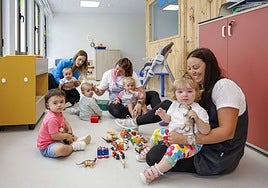 Inicio del curso escolar en la escuelina de Illas.