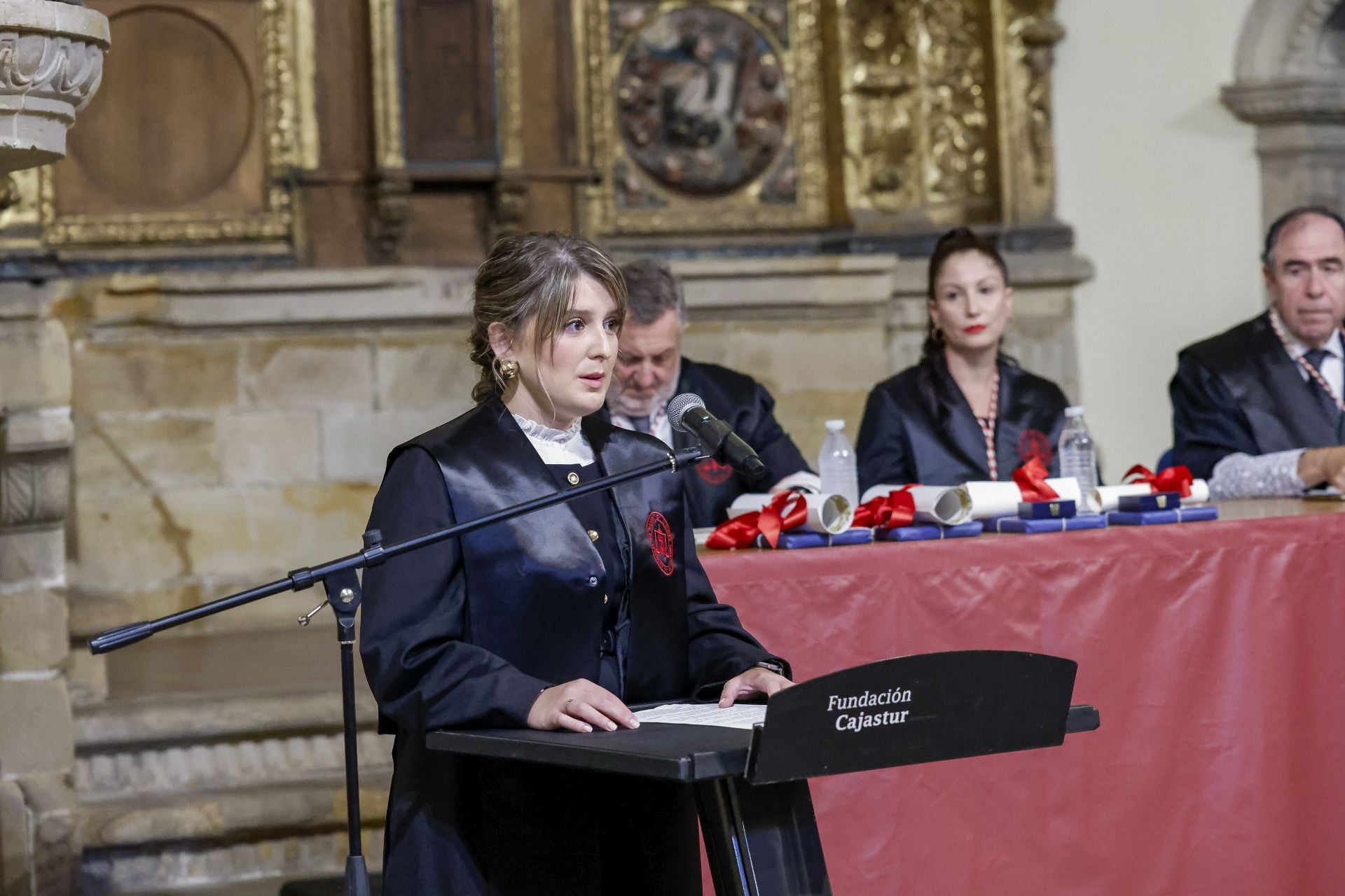La fiesta patronal del Colegio de la Abogacía, Nuestra Señora de Covadonga, en imágenes