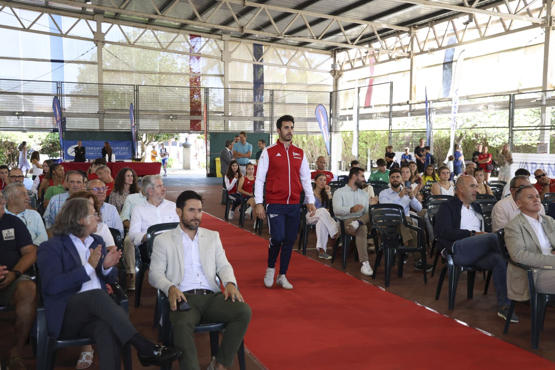 Así son las nuevas equipaciones deportivas del Grupo Covadonga
