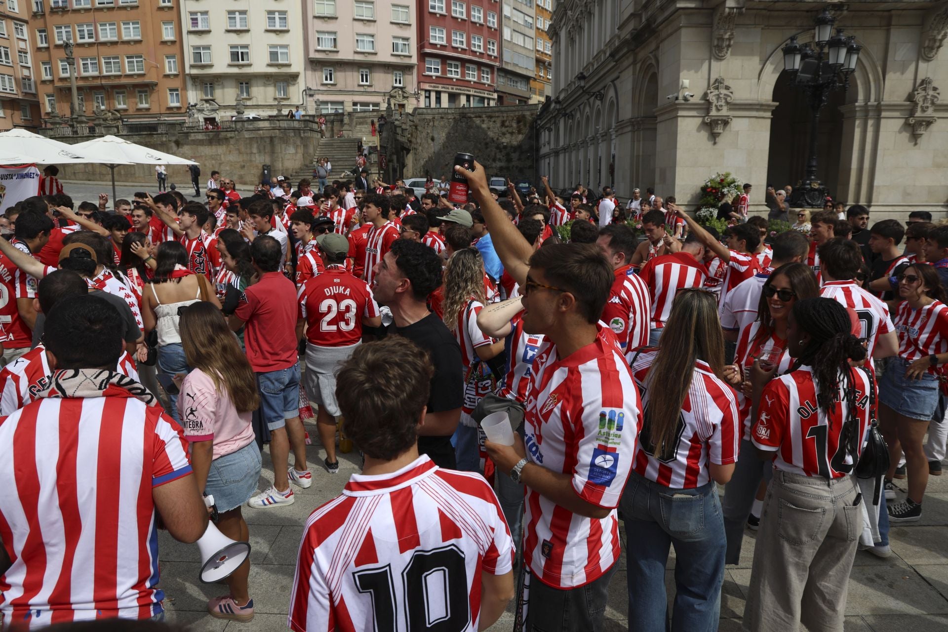 La &#039;mareona&#039; conquista La Coruña ¿Estuviste? ¡Búscate!