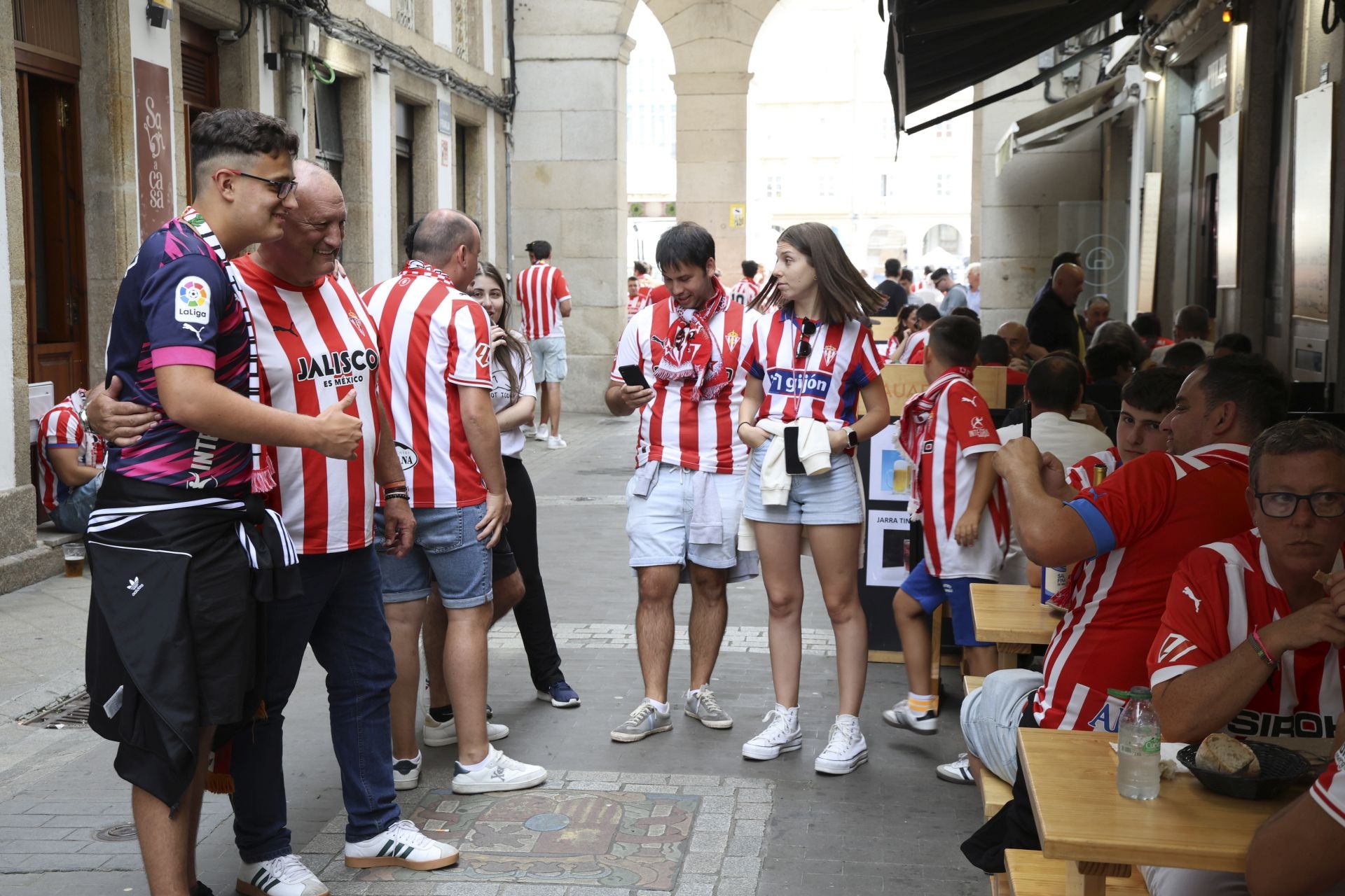 La &#039;mareona&#039; conquista La Coruña ¿Estuviste? ¡Búscate!