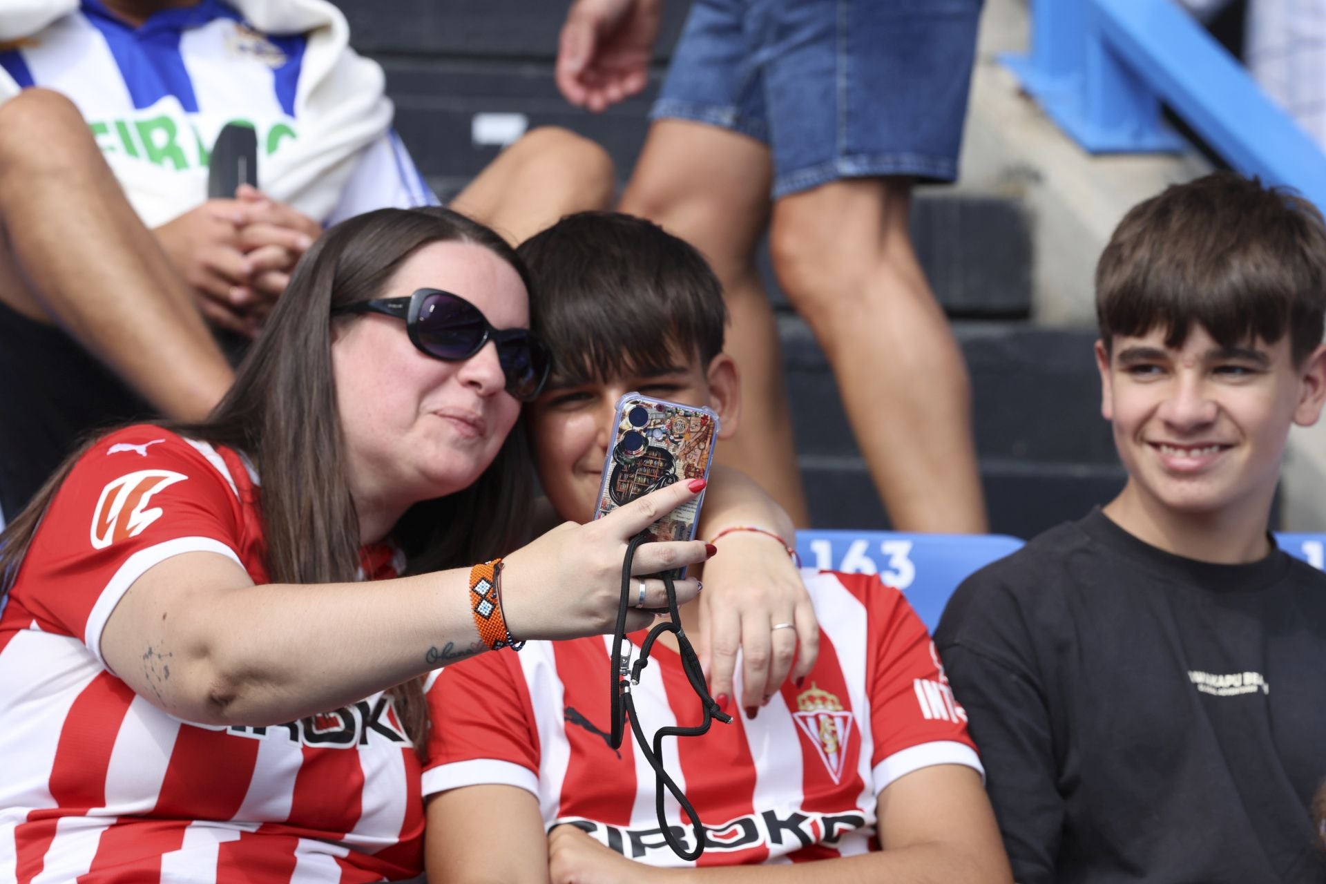 La &#039;mareona&#039; conquista La Coruña ¿Estuviste? ¡Búscate!