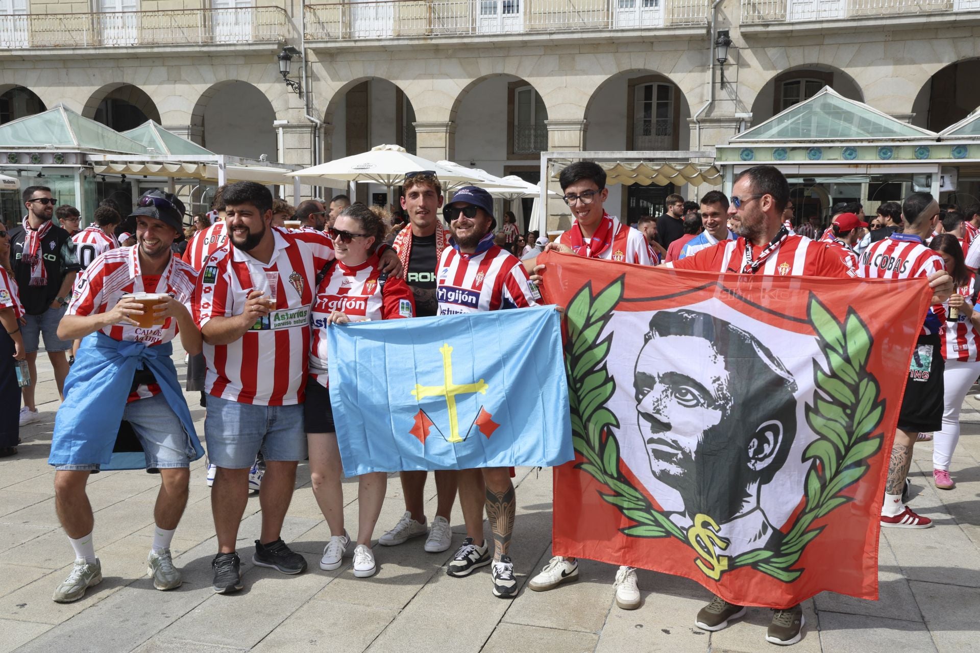 La &#039;mareona&#039; conquista La Coruña ¿Estuviste? ¡Búscate!