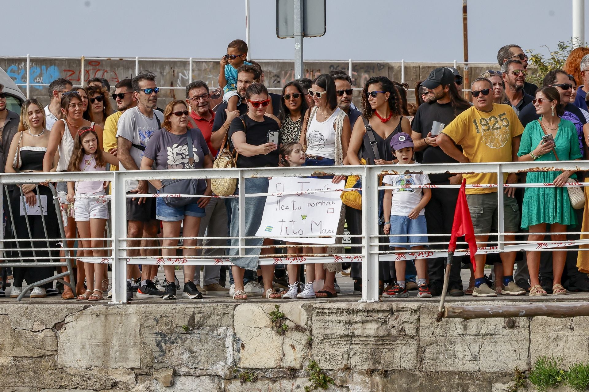 La tradicional cucaña volvió a Cimavilla