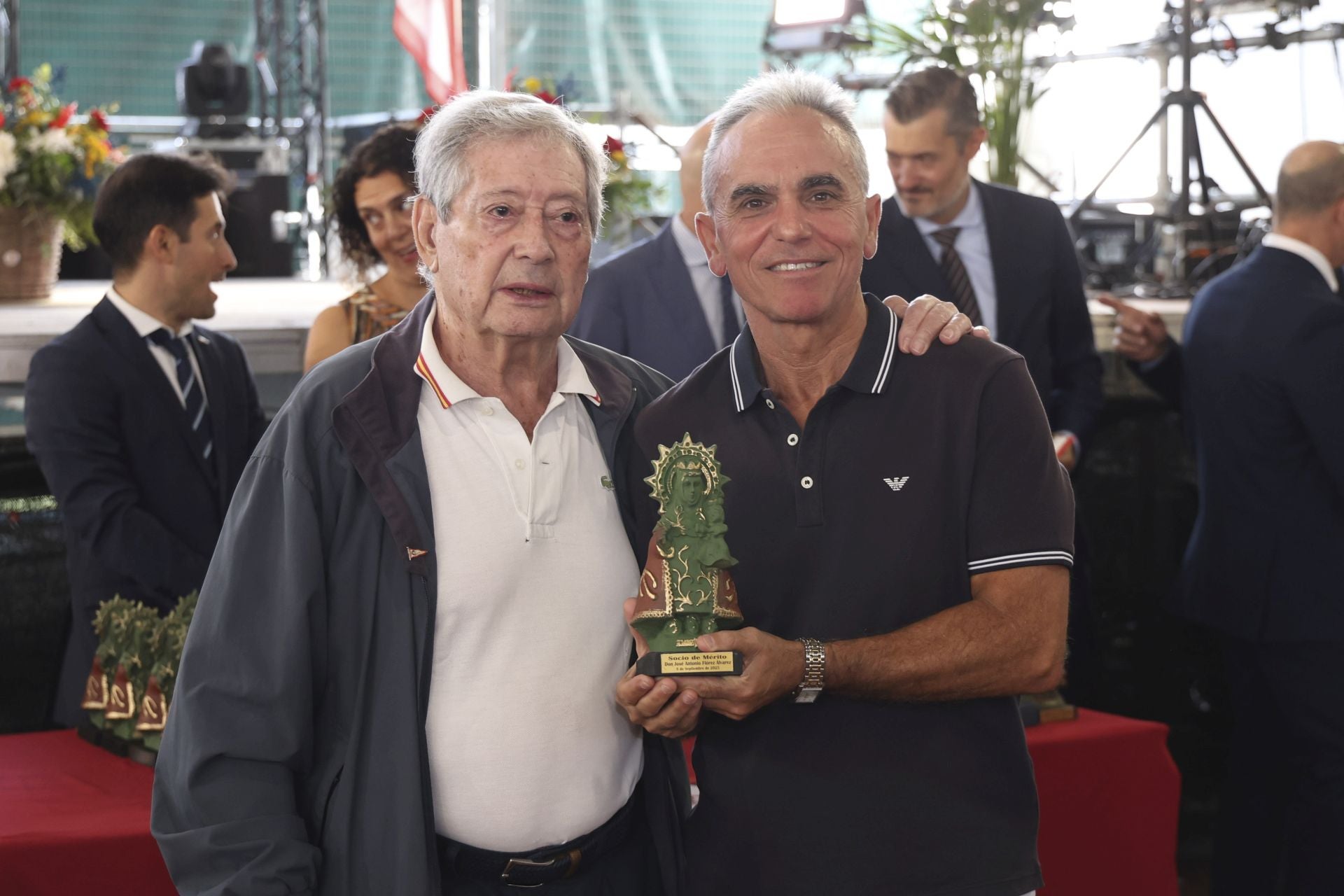 El Grupo Covadonga reconoce a sus socios