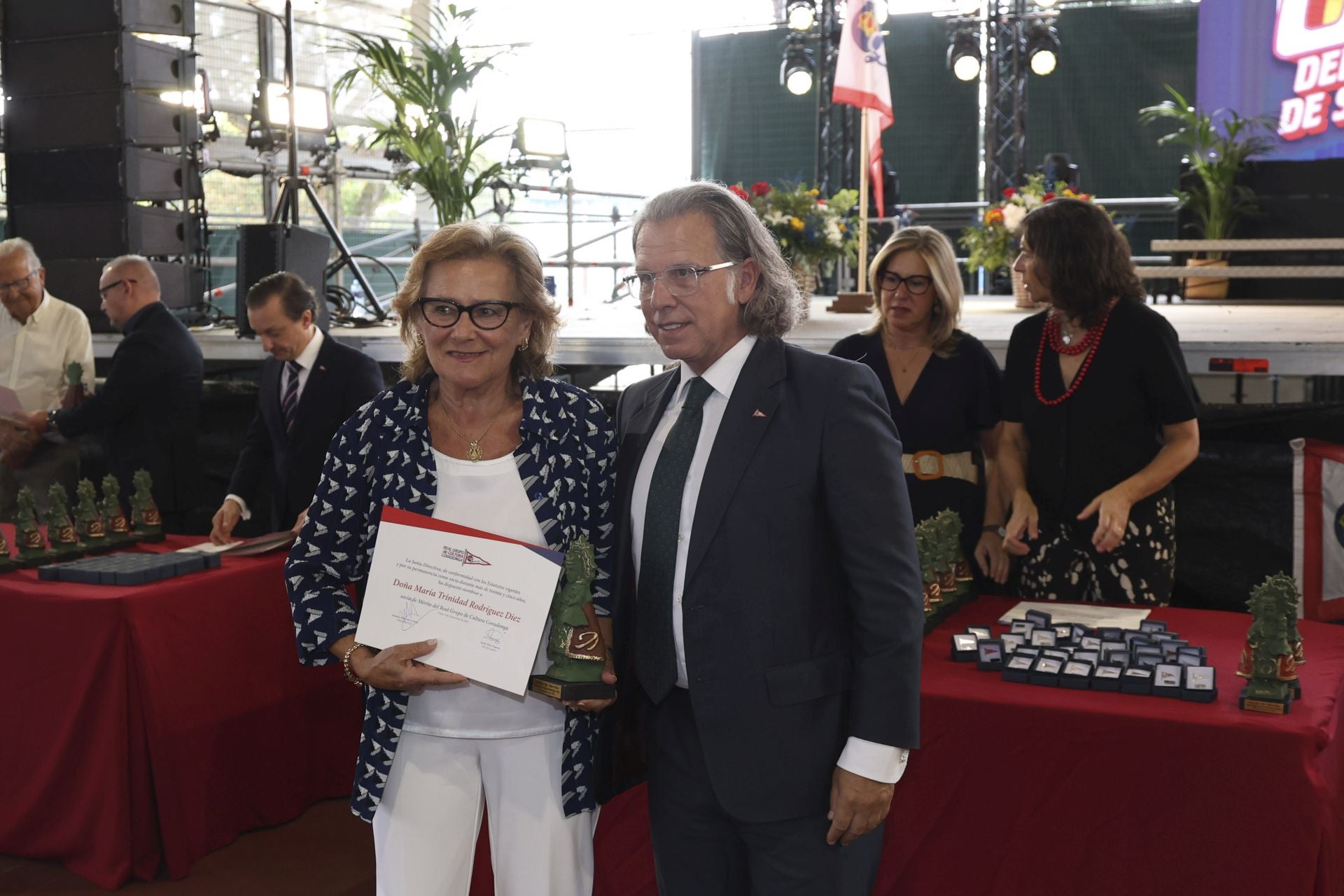 El Grupo Covadonga reconoce a sus socios