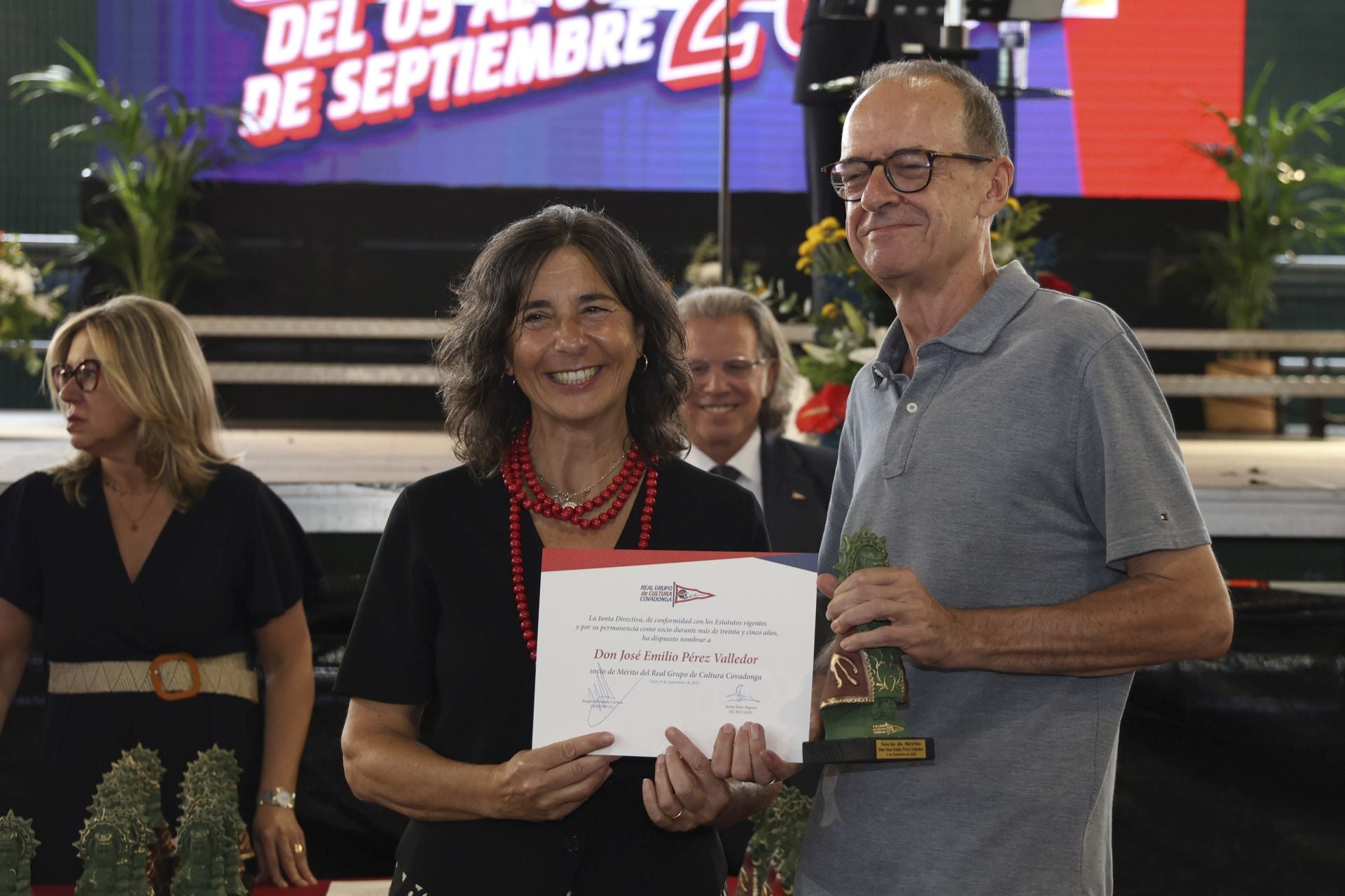 El Grupo Covadonga reconoce a sus socios